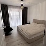 Paunes Apartment